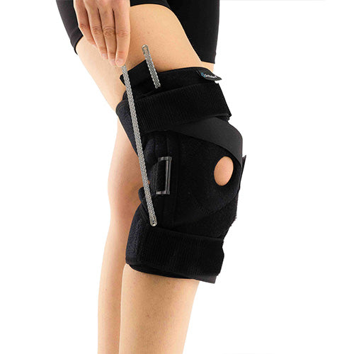 LIGAMENT AND PATELLA SUPPORTED CROSS BANDED KNEE SUPPORT UNSIZE 